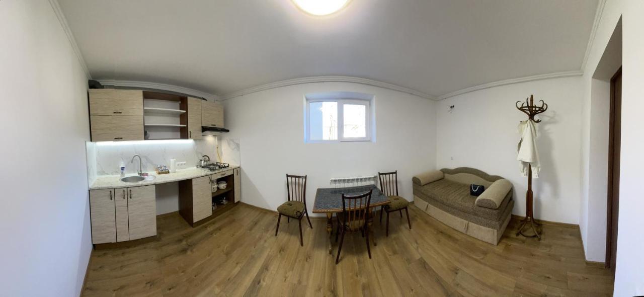 Ferienwohnung У Михайла Truskawez Exterior foto